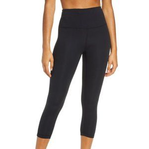 EUC Nordstrom Zella Crop Studio Leggings High Waist Black Size Small